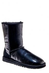 Ugg Ugg Australia Women's Classic Short Boot Black Patent (7 B(M) Us) Ugg Ugg Australia Women's Classic Short Boot Black Patent (7 B(M) Us)