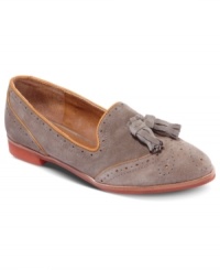 Menswear-inspired with a touch of color. Dolce Vita's Millie oxford flats feature perforated detailing and swishy tassels along the vamp. Menswear-inspired with a touch of color. Dolce Vita's Millie oxford flats feature perforated detailing and swishy tassels along the vamp.