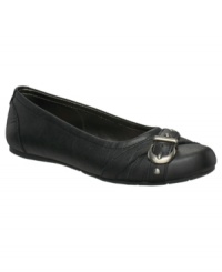 Fashion that doesn't fall flat, these Jovie flats from Jessica Simpson will pair perfectly with her entire wardrobe. Fashion that doesn't fall flat, these Jovie flats from Jessica Simpson will pair perfectly with her entire wardrobe.
