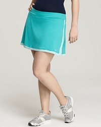 Try out the sporty-chic aesthetic with this Nike border skirt. Hue-on-hue turquoise meets a high hemline for a hard hit of style. Try out the sporty-chic aesthetic with this Nike border skirt. Hue-on-hue turquoise meets a high hemline for a hard hit of style.