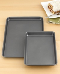 All the makings of delicious desserts. This pan set is constructed of heavy-duty aluminized steel with a durable nonstick and rust-resistant surface to help make amazing baking a fixture in your kitchen for years to come. Lifetime warranty. All the makings of delicious desserts. This pan set is constructed of heavy-duty aluminized steel with a durable nonstick and rust-resistant surface to help make amazing baking a fixture in your kitchen for years to come. Lifetime warranty.