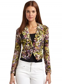 THE LOOKAllover floral printNotched lapelButton closureTHE FITAbout 16 from shoulder to hemTHE MATERIALViscoseSecond fabric: silkCARE & ORIGINDry cleanMade in ItalyModel shown is 5'9½ (176cm) wearing US size 4. THE LOOKAllover floral printNotched lapelButton closureTHE FITAbout 16 from shoulder to hemTHE MATERIALViscoseSecond fabric: silkCARE & ORIGINDry cleanMade in ItalyModel shown is 5'9½ (176cm) wearing US size 4.