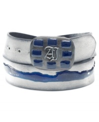 Add this sleek belt from Armani Jeans to your everyday array of on-trend casual. Add this sleek belt from Armani Jeans to your everyday array of on-trend casual.