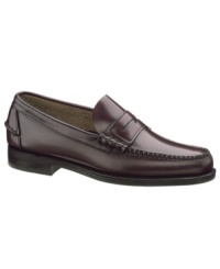 This pair of men's dress shoes is handsewn with flawless attention to detail. These classic Sebago penny loafers for men offer timeless polish to any tailored combination. This pair of men's dress shoes is handsewn with flawless attention to detail. These classic Sebago penny loafers for men offer timeless polish to any tailored combination.