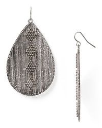 Lauren Ralph Lauren taps into the exotically textured trend with this pair of silver-plated teardrop earrings, flaunting a bold shape and subtle detailing.