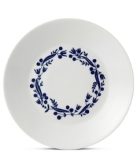 Ringed with navy flora, the Fable Garland pasta bowl boasts distinct Scandinavian style and, in Royal Doulton porcelain, is up for just about any task. Mix with other Karolin Schnoor nature patterns to customize your table. Ringed with navy flora, the Fable Garland pasta bowl boasts distinct Scandinavian style and, in Royal Doulton porcelain, is up for just about any task. Mix with other Karolin Schnoor nature patterns to customize your table.