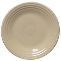Fiesta 9-Inch Luncheon Plate, Ivory Fiesta 9-Inch Luncheon Plate, Ivory