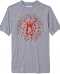 Catch a worldly vibe, no passport required, with the Morroccan-inspired graphic on this Sean John t-shirt. Catch a worldly vibe, no passport required, with the Morroccan-inspired graphic on this Sean John t-shirt.