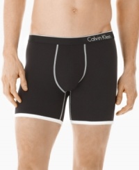 Get the coverage you need from the brand you love with these sleek and smooth stretch microfiber boxer briefs from Calvin Klein. Get the coverage you need from the brand you love with these sleek and smooth stretch microfiber boxer briefs from Calvin Klein.