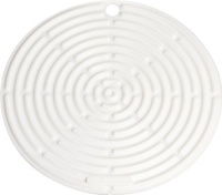 Le Creuset Silicone 8 Round Cool Tool, White Le Creuset Silicone 8 Round Cool Tool, White