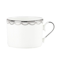 Elegant and traditional, this fine china, featuring graceful platinum scalloping, calls to mind the perfectly iced wedding cake. Elegant and traditional, this fine china, featuring graceful platinum scalloping, calls to mind the perfectly iced wedding cake.