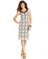 This slim sheath dress in on-trend lace is a breezy go-to for the season, from Ellen Tracy. Pair it with platform sandals for daytime and elegant pumps for night!
