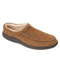 Men's house shoes to soothe your soles. Take a load of at the end of a long day in these comfy L.B. Evans slippers for men. Men's house shoes to soothe your soles. Take a load of at the end of a long day in these comfy L.B. Evans slippers for men.