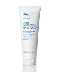 The epitome of exfoliation, this soft and safe-for-all-skin-types smoothing scrub makes large pores look like they've shrunk. A pea-sized amount massaged into the skin for 30 seconds refines pores and makes skin look positively picture-perfect. The epitome of exfoliation, this soft and safe-for-all-skin-types smoothing scrub makes large pores look like they've shrunk. A pea-sized amount massaged into the skin for 30 seconds refines pores and makes skin look positively picture-perfect.