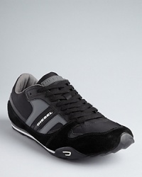 Maintain your casual cool vibe with these Diesel sneakers, perfect with a pair of jeans or everyday shorts. Maintain your casual cool vibe with these Diesel sneakers, perfect with a pair of jeans or everyday shorts.