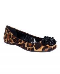The Malisa flats by Jessica Simpson have a decorated embellishment on the toe and a flexible sole that makes walking a breeze. The Malisa flats by Jessica Simpson have a decorated embellishment on the toe and a flexible sole that makes walking a breeze.