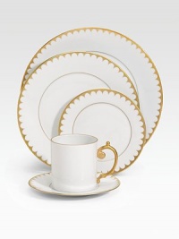 A stunning dinner plate in fine Limoges porcelain, made entirely by hand and finished with individually-applied 14k gold filet border. From the Aegean Filet Collection Porcelain 10½ diam. Dishwasher safe Imported A stunning dinner plate in fine Limoges porcelain, made entirely by hand and finished with individually-applied 14k gold filet border. From the Aegean Filet Collection Porcelain 10½ diam. Dishwasher safe Imported