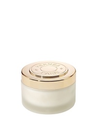 Scented with Calèche, a floral and woody fragrance. A nourishing cream that provides immediate and lasting softness while improving skin radiance and tone. Scented with Calèche, a floral and woody fragrance. A nourishing cream that provides immediate and lasting softness while improving skin radiance and tone.