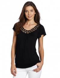 AGB Women's Solid RJ Short Sleeve Top With Cut Out Trim and Scoop Neck