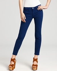 Cropped for a chic silhouette that begs for a sky-high wedge or brightly-colored pump, these J Brand legging jeans merge incomparable comfort with trend-on style. Cropped for a chic silhouette that begs for a sky-high wedge or brightly-colored pump, these J Brand legging jeans merge incomparable comfort with trend-on style.