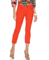 Calvin Klein Jeans puts a trendy spin on these petite cropped jeans, giving them a vivid wash and a skinny, stretchy fit! Calvin Klein Jeans puts a trendy spin on these petite cropped jeans, giving them a vivid wash and a skinny, stretchy fit!