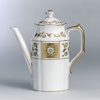 Royal Crown Derby has produced only the finest English bone china for over 250 years. Derby Panel Green is adorned with intricate green and gold floral designs that feel fresh, rich, and timeless. Royal Crown Derby has produced only the finest English bone china for over 250 years. Derby Panel Green is adorned with intricate green and gold floral designs that feel fresh, rich, and timeless.