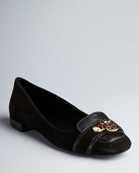 Tory Burch keeps the amazing flats coming. These elegant loafers feature stand-out logo embellishments. Tory Burch keeps the amazing flats coming. These elegant loafers feature stand-out logo embellishments.