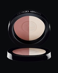 Two sculpting tones, an illuminator and a translucent red blush. The palette includes four shades that allow for a myriad of make-up options, to suit all complexion types.The secret to an instant glow: blend the three nude shades and apply to the whole face, highlighting the cheek bones with a touch of blush.The blend of these four shades on the face results in a fresh complexion with a slight rosy tint. The powders achieve maximum radiance through Micro-Fil technology. Translucent, as fine as can be, the powders blend together perfectly, melting into the skin with no trace of artificiality. A glowing veil of silk that looks utterly natural. Two sculpting tones, an illuminator and a translucent red blush. The palette includes four shades that allow for a myriad of make-up options, to suit all complexion types.The secret to an instant glow: blend the three nude shades and apply to the whole face, highlighting the cheek bones with a touch of blush.The blend of these four shades on the face results in a fresh complexion with a slight rosy tint. The powders achieve maximum radiance through Micro-Fil technology. Translucent, as fine as can be, the powders blend together perfectly, melting into the skin with no trace of artificiality. A glowing veil of silk that looks utterly natural.