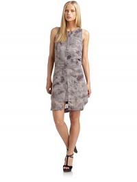 THE LOOKAbstract splatter print on chiffon overlayScoopneckPintucked center detailNarrow banded dropped waistDual panel skirt with split centerDraped back panels over cutout bodiceExposed back zipperModified racerbackTHE FITAbout 34 from shoulder to hemTHE MATERIALPolyesterFully linedCARE & ORIGINHand washImportedModel shown is 5'11 (180cm) wearing US size Small. THE LOOKAbstract splatter print on chiffon overlayScoopneckPintucked center detailNarrow banded dropped waistDual panel skirt with split centerDraped back panels over cutout bodiceExposed back zipperModified racerbackTHE FITAbout 34 from shoulder to hemTHE MATERIALPolyesterFully linedCARE & ORIGINHand washImportedModel shown is 5'11 (180cm) wearing US size Small.