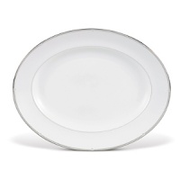 Sloane Square features a chic and simple tailored band, with details of platinum dots, which create a clean and sophisticated look. The accent plate features a wide band of gray mica with true geometric flare in the quadrant design around the border of the plate. Made in England. Sloane Square features a chic and simple tailored band, with details of platinum dots, which create a clean and sophisticated look. The accent plate features a wide band of gray mica with true geometric flare in the quadrant design around the border of the plate. Made in England.