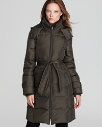 No need to compromise style to stay warm. This Ellen Tracy coat is packed with all you need to withstand the elements, and looks great thanks to a fitted, contemporary construction. No need to compromise style to stay warm. This Ellen Tracy coat is packed with all you need to withstand the elements, and looks great thanks to a fitted, contemporary construction.