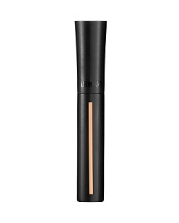 A transparent and luminous veil that tones down imperfections and complements a foundation for near perfect skin. A transparent and luminous veil that tones down imperfections and complements a foundation for near perfect skin.