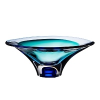 A friendly, watchful eye, whose unique movements bring life to the glass. Once again, Goran Warff has created a Kosta Boda classic. A friendly, watchful eye, whose unique movements bring life to the glass. Once again, Goran Warff has created a Kosta Boda classic.