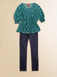 A graphic and comfy top, featuring an allover kaleidoscope pattern and relaxed dolman sleeves.Scoop neckThree-quarter dolman sleeves with elasticized cuffsFront pleatsLining: 50% cotton/50% modalOverlay: polyesterMachine washImported A graphic and comfy top, featuring an allover kaleidoscope pattern and relaxed dolman sleeves.Scoop neckThree-quarter dolman sleeves with elasticized cuffsFront pleatsLining: 50% cotton/50% modalOverlay: polyesterMachine washImported