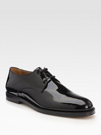 This polished patent leather style is dressed up and ready to go, finished with a supportive, comfortable leather sole.Patent leather upperLeather liningPadded insoleLeather soleMade in Italy This polished patent leather style is dressed up and ready to go, finished with a supportive, comfortable leather sole.Patent leather upperLeather liningPadded insoleLeather soleMade in Italy