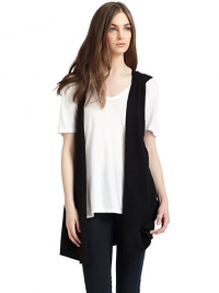 THE LOOKSleevelessRuching at shouldersOpen frontRolled hemSeamed detail at backTHE FITAbout 31 from shoulder to hemTHE MATERIALCashmereCARE & ORIGINDry cleanImportedModel shown is 5'8½ (174cm) wearing US size Small. THE LOOKSleevelessRuching at shouldersOpen frontRolled hemSeamed detail at backTHE FITAbout 31 from shoulder to hemTHE MATERIALCashmereCARE & ORIGINDry cleanImportedModel shown is 5'8½ (174cm) wearing US size Small.