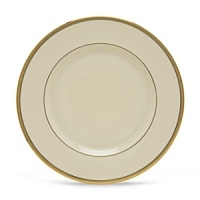 Tuxedo dinnerware is the epitome of formal dinnerware. The ivory fine china contrasts vibrantly against the rich gold interwoven accents. It's definitely a classic Lenox pattern. Pair it with gold-accented sterling and crystal, for elaborate entertaining. Dishwasher Safe.