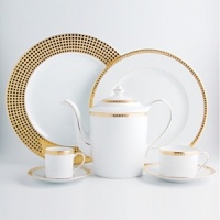 A reference to the design trends of the 70's, the geometric motif of the Athena collection creates a dimensional and graphic appearance. Brilliant and matte highlights the understated neoclassical look, while emphasizing the modernity of the collection. Also in platinum. A reference to the design trends of the 70's, the geometric motif of the Athena collection creates a dimensional and graphic appearance. Brilliant and matte highlights the understated neoclassical look, while emphasizing the modernity of the collection. Also in platinum.