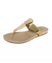 Metal detailing gives Bandolino's Society sandals the right amount of shine. These flat thongs will be your new summer staple. Metal detailing gives Bandolino's Society sandals the right amount of shine. These flat thongs will be your new summer staple.
