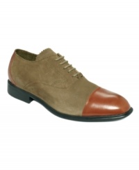 A trendy take on a men's classic. Rockport's Lola lace-up oxford flats have a slimmer, feminine silhouette and feature fabric and color contrasting at the cap toe and heel. A trendy take on a men's classic. Rockport's Lola lace-up oxford flats have a slimmer, feminine silhouette and feature fabric and color contrasting at the cap toe and heel.