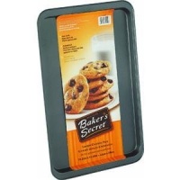 Baker's Secret Basics Nonstick Large Cookie Pan Baker's Secret Basics Nonstick Large Cookie Pan