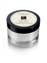 Inspired by the artistry of flamenco, Blue Agava & Cacao is an impassioned scent. Notes of blue agava and cardamom are sharpened with sea salt in a lush introduction. Sensual cacao underscores the scent, creating a pulse that provokes the senses. Keeps the skin pampered every day. 5.9 oz. Inspired by the artistry of flamenco, Blue Agava & Cacao is an impassioned scent. Notes of blue agava and cardamom are sharpened with sea salt in a lush introduction. Sensual cacao underscores the scent, creating a pulse that provokes the senses. Keeps the skin pampered every day. 5.9 oz.