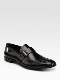 An etched logo-embossed band creates an unabashedly sophisticated look. Leather lining Padded insole Leather sole Made in Italy An etched logo-embossed band creates an unabashedly sophisticated look. Leather lining Padded insole Leather sole Made in Italy