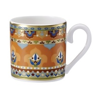 Taking cues from Oriental folklore this ornate dinnerware cuts an impressive figure. Designed with intricate details and rich hues it can be mixed and matched with Villeroy & Boch's Samarkand Mosaic dinnerware or used as a standalone.