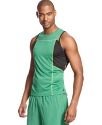 Make sure all eyes are on you in this Puma singlet with reflective logos. Make sure all eyes are on you in this Puma singlet with reflective logos.