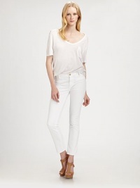Rock your whites in this slim silhouette of stretch denim, cropped at the ankle for a chic fit.THE FITSlim fitMedium rise, about 9Inseam, about 28½THE DETAILSZip flyFour-pocket style98% cotton/2% elastaneMachine washImportedModel shown is 5'911 (180cm) wearing US size 4. Rock your whites in this slim silhouette of stretch denim, cropped at the ankle for a chic fit.THE FITSlim fitMedium rise, about 9Inseam, about 28½THE DETAILSZip flyFour-pocket style98% cotton/2% elastaneMachine washImportedModel shown is 5'911 (180cm) wearing US size 4.