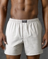 Classically styled, this boxer offers everyday comfort, made of the finest 100% ringspun cotton. Classically styled, this boxer offers everyday comfort, made of the finest 100% ringspun cotton.