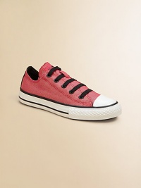 Cool kicks for your little one with allover shimmer and a signature classic design. Slip-on styleStretch cotton upperRubber soleTraditional Chuck insoleImported Cool kicks for your little one with allover shimmer and a signature classic design. Slip-on styleStretch cotton upperRubber soleTraditional Chuck insoleImported