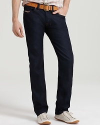 Keep these slim, straight leg jeans on stand-by for whenever you need a good look. Keep these slim, straight leg jeans on stand-by for whenever you need a good look.