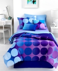 Be enticed by the vibrant purple and blue tones of this Dot Allure sheet set, featuring a chic ombre finish for an ultra-modern look. Be enticed by the vibrant purple and blue tones of this Dot Allure sheet set, featuring a chic ombre finish for an ultra-modern look.